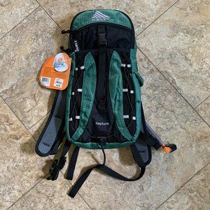 Kelty Neptune 2 liter Hydration System NWT